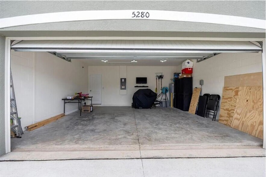 Building Photo - 5280 Maddie Dr