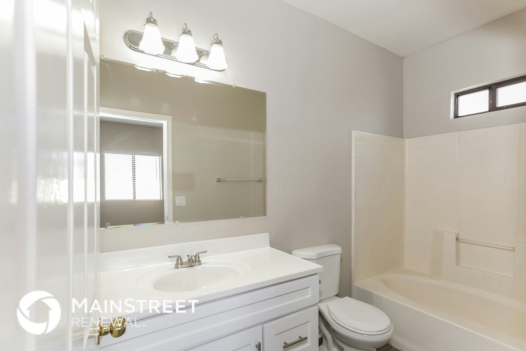 Building Photo - 1016 W Lydia Ln