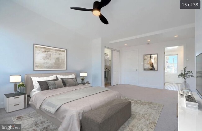 Building Photo - 1026 Riverside Ave