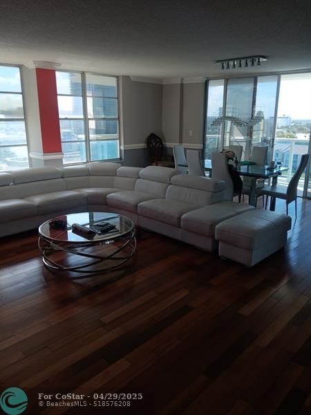 Building Photo - 3800 S Ocean Dr