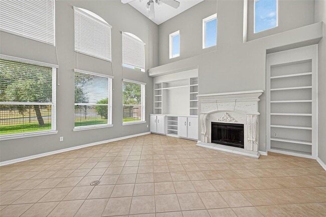 Building Photo - 10815 Lake Raven Ct