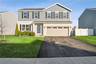 Building Photo - 32 Florence Ln