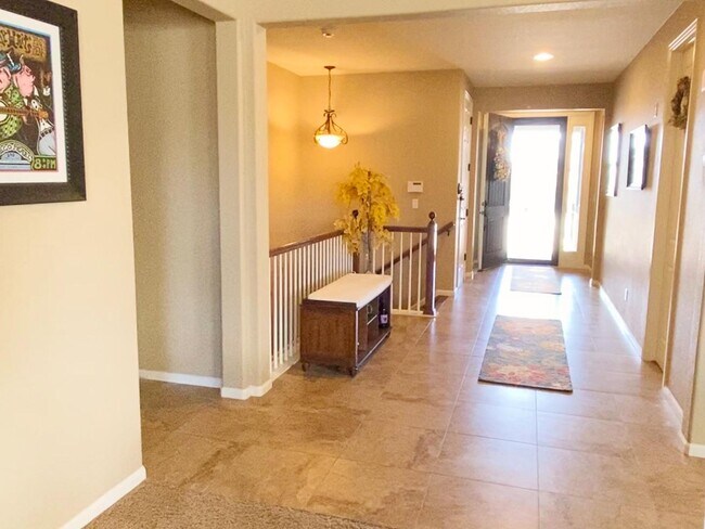 Building Photo - 6106 Wolf Village Dr