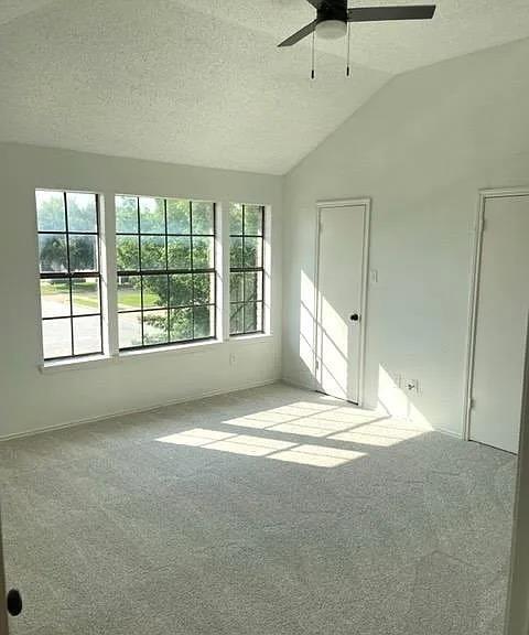 Building Photo - 4410 Sojourner St