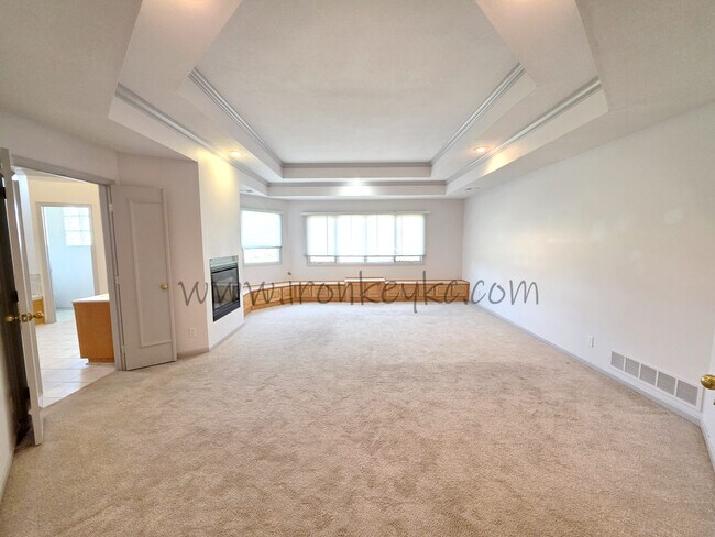 Building Photo - 14112 Windsor St