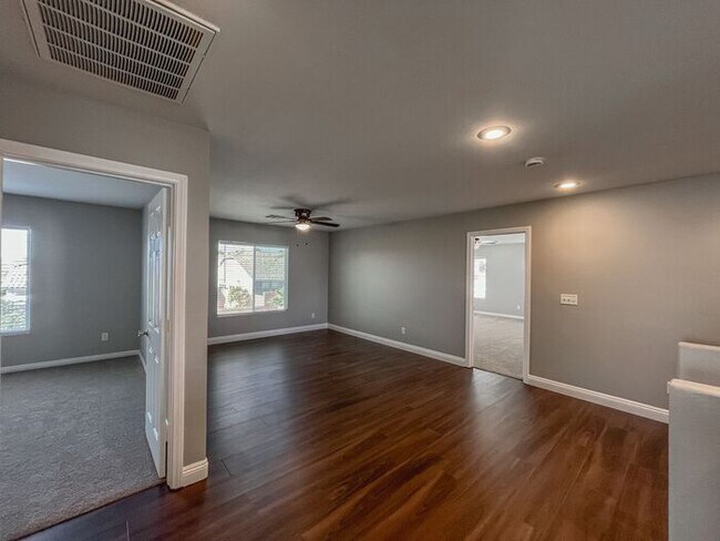 Building Photo - Stunning 5-Bedroom Home in Gated Community...
