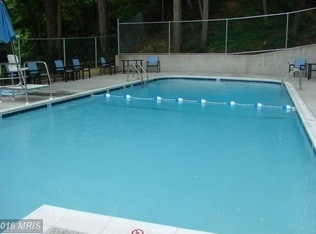 Building Photo - 5353 Columbia Pike