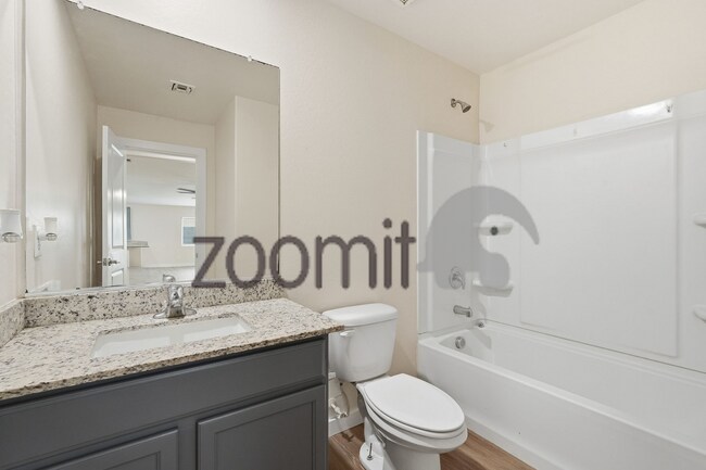 Building Photo - Amazing home in wonderful Ghost Hollow Ranch