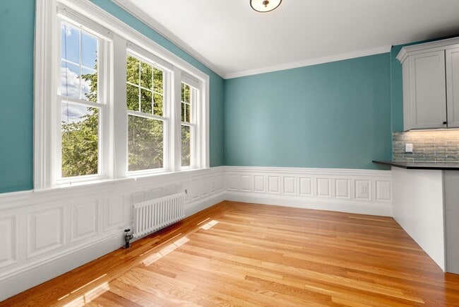 Building Photo - 132 Sewall Ave