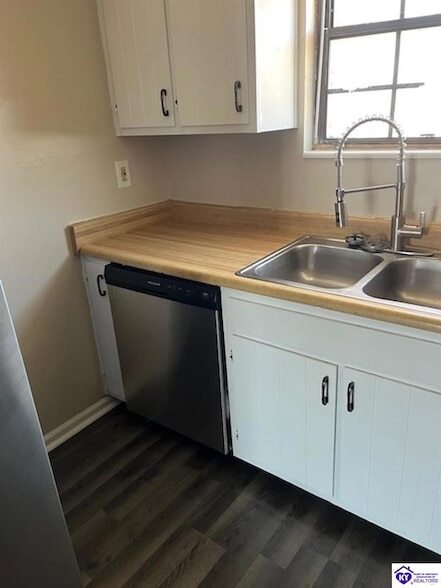 Building Photo - 1707A Cliff Ridge Ct