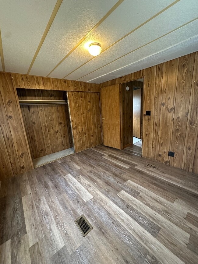 Building Photo - 3107 Switzer Rd