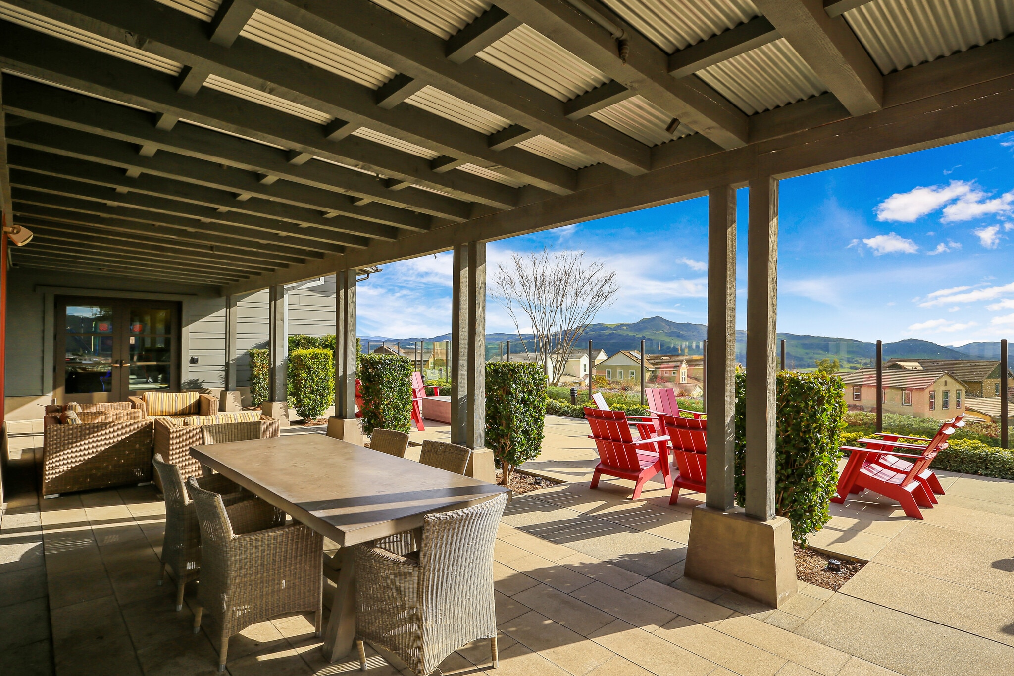 Building Photo - 1100 Lasso Way