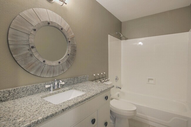 Building Photo - 8517 W Caribbean Ln