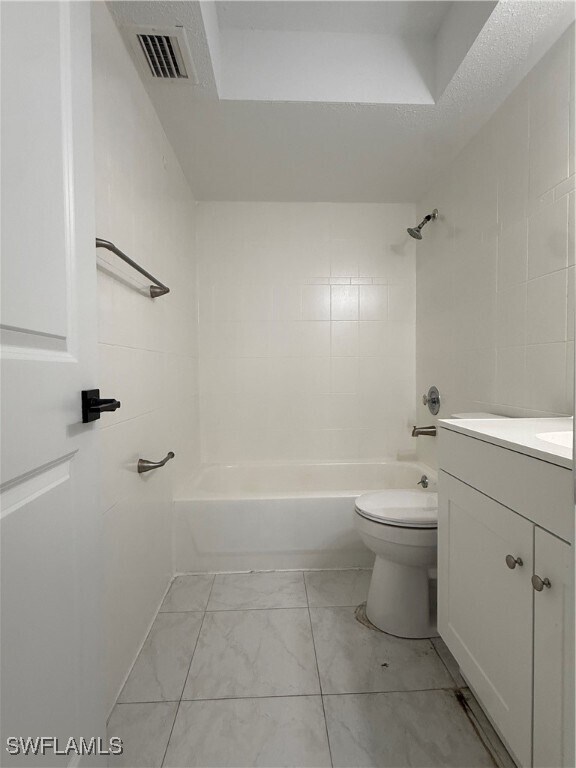 Building Photo - 3318 Del Prado Blvd S