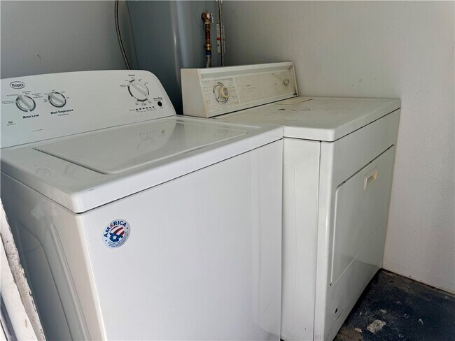 Building Photo - 1564 Turquoise Rd