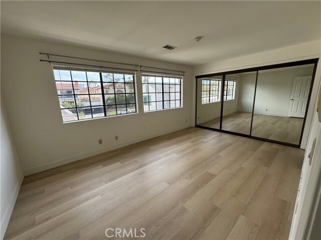 Building Photo - 526 S Catalina Ave