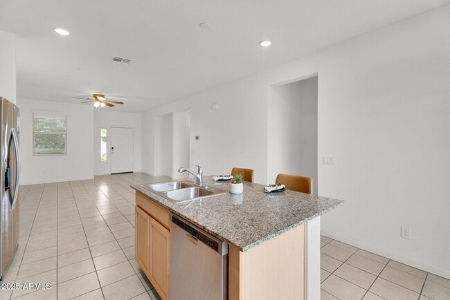 Building Photo - 30976 N Audobon Dr