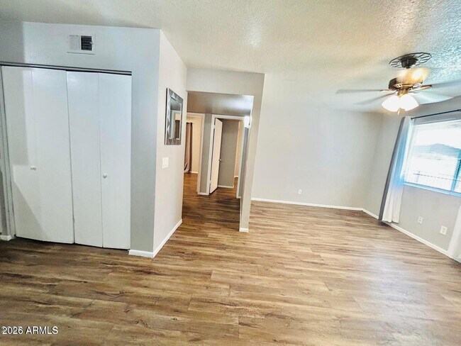 Building Photo - 240 S Doran