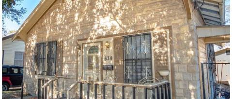 Building Photo - 639 Canton-