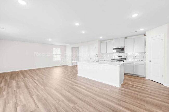 Building Photo - 13152 Hampton Bay Ln