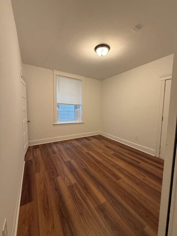 Building Photo - 106 River St