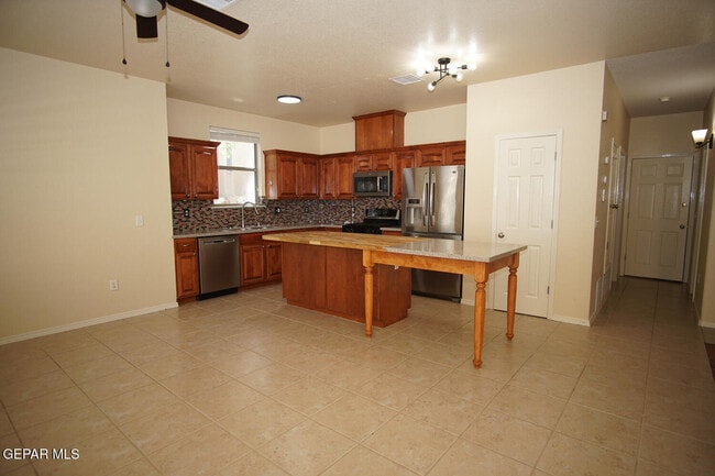 Building Photo - 6321 Franklin Gate Dr
