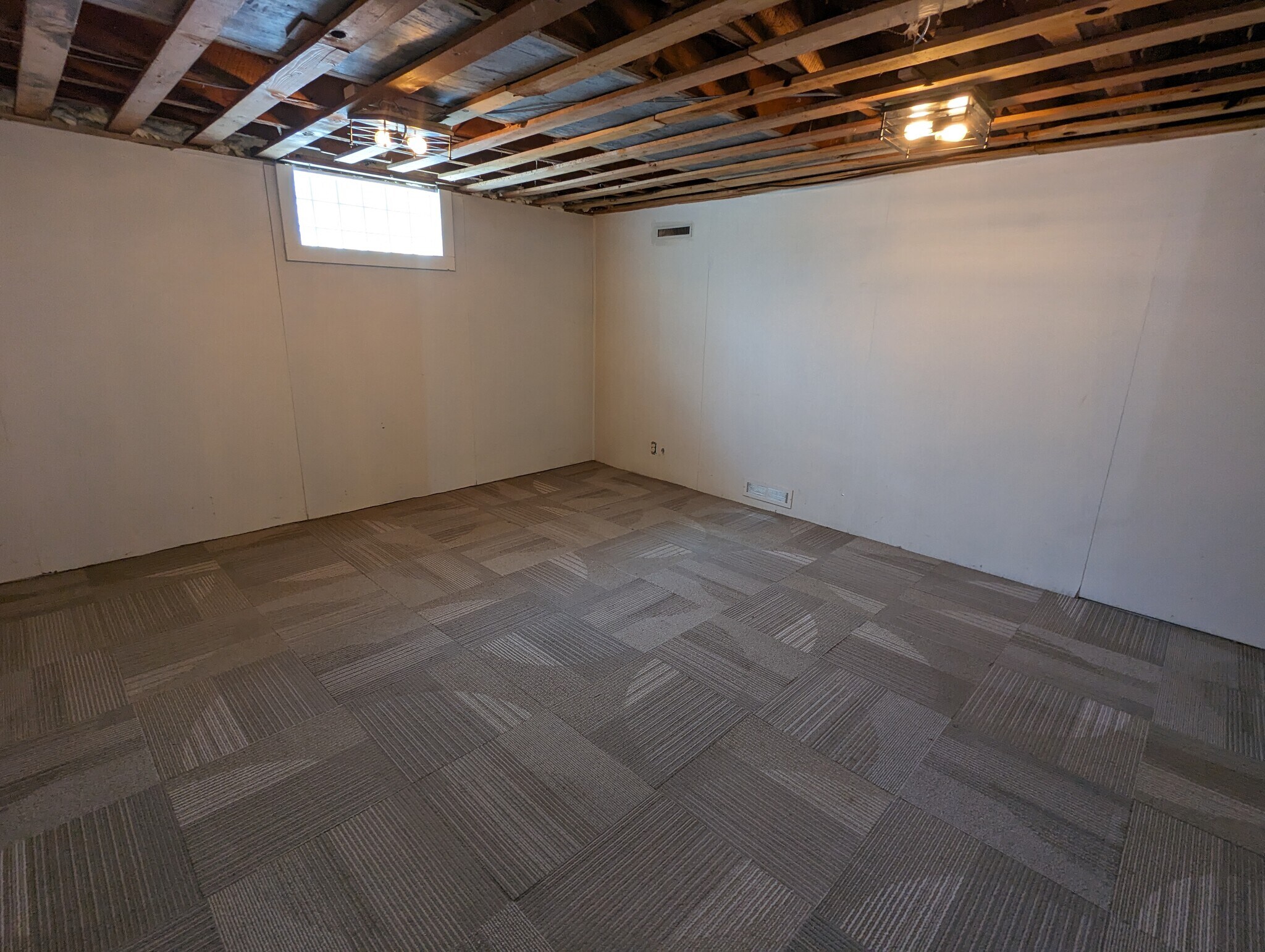 Basement Bonus Room - 1231 Chestnut St
