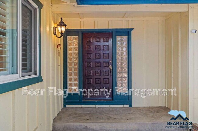 Building Photo - 7919 Ridgemont Dr