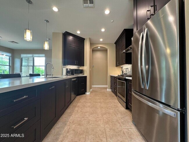 Building Photo - 11489 E Raintree Dr