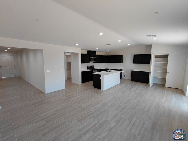 Building Photo - 485 Palomino Ct