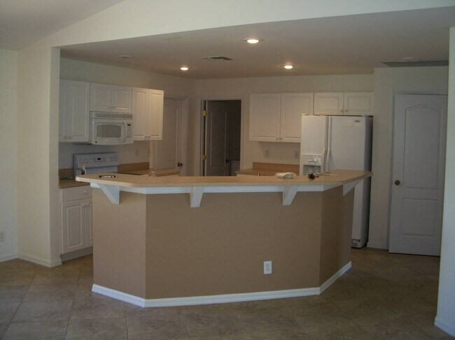 Building Photo - 229 NW 1st St