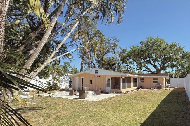 Building Photo - 1841 Buccaneer Dr