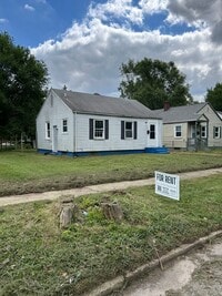 Building Photo - 2-Bedroom, 1-Bathroom Home with Basement –...