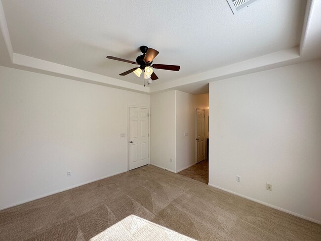 Building Photo - Summerlin Village