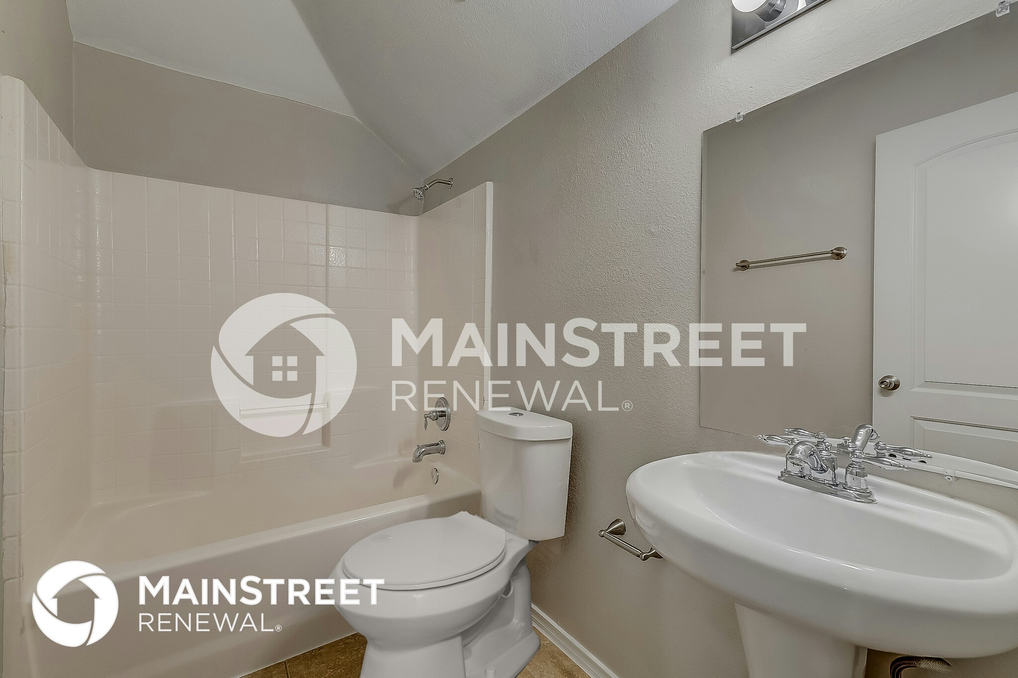 Building Photo - 6410 Peach Tree Ct