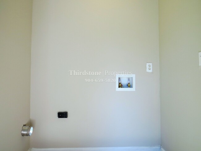 Building Photo - 5128 Indian Lakes Ct