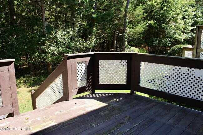 Building Photo - 153 Impatiens Ct