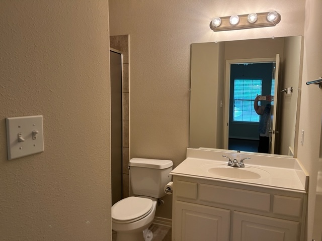 Bathroom - 2607 Appian Way