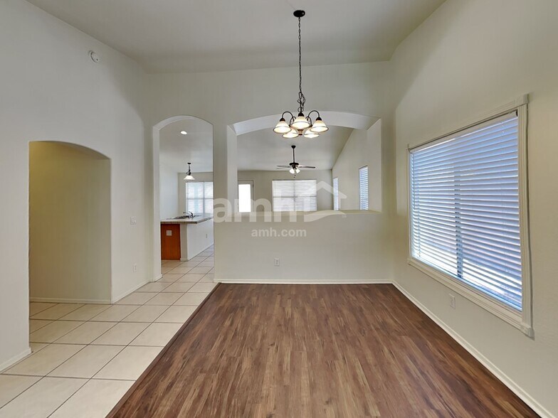 Building Photo - 7830 E Onza Ave