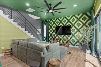 Building Photo - 4407 Merle Dr