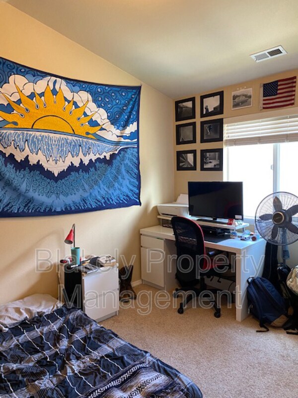 Building Photo - 2923 W Lemhi St