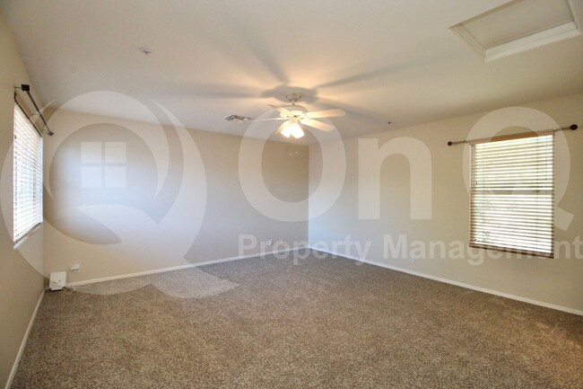 Building Photo - 7650 E Williams Dr