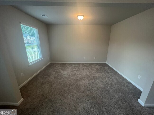 Building Photo - 50 Crabapple Ridge Dr