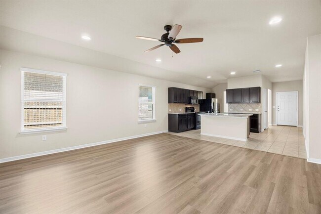 Building Photo - 5816 Roderick Dr