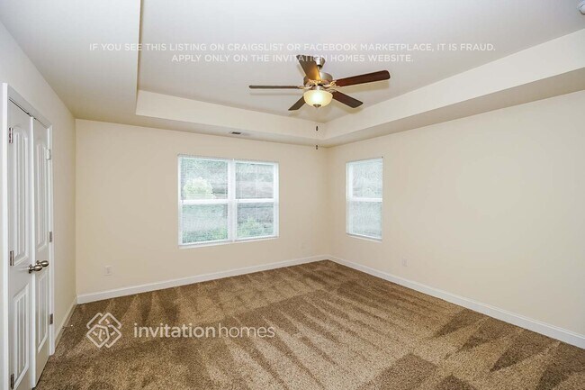 Building Photo - 190 Sassafras Rd