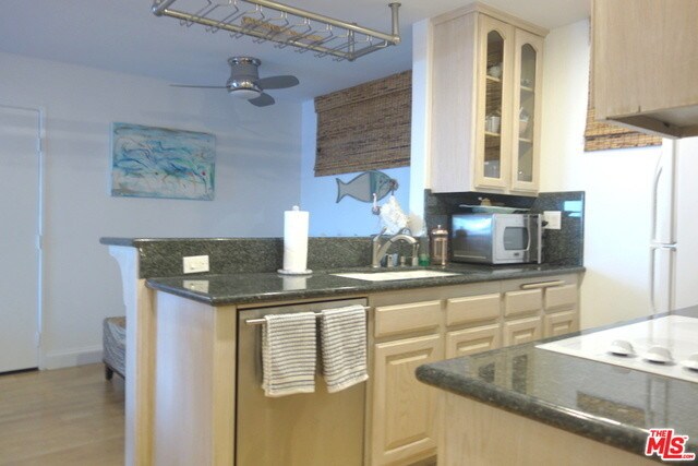 Building Photo - 26664 Seagull Way