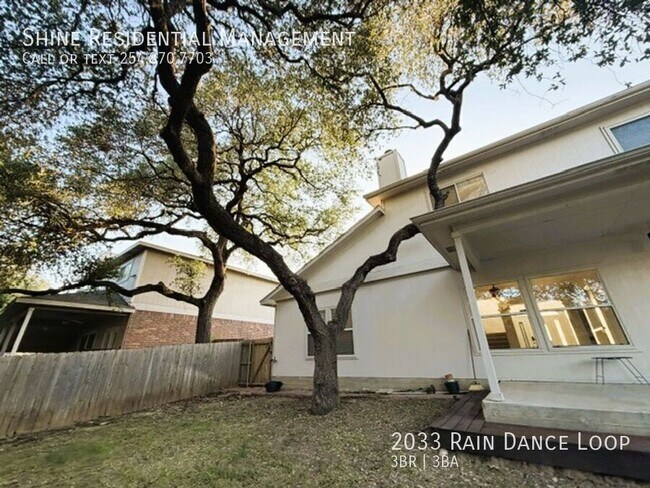 Building Photo - 2033 Rain Dance Loop