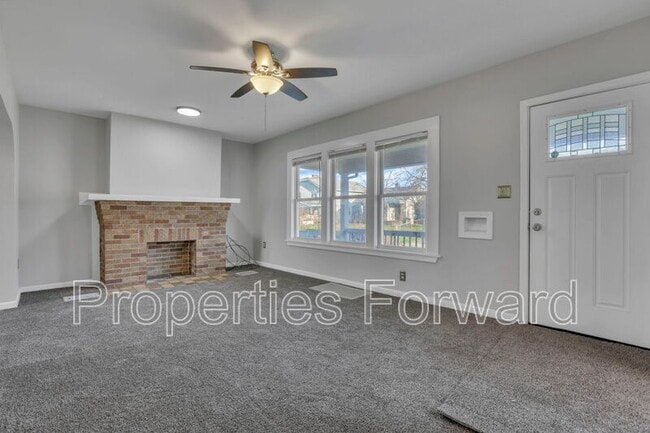 Building Photo - 1185 E 22nd Ave