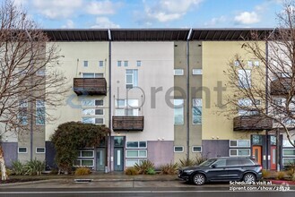 Building Photo - 2910 Mandela Pkwy