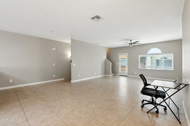 Building Photo - 2150 W Alameda Rd